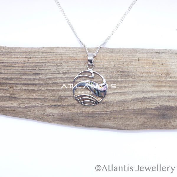 Circular Wave Necklace set with Abalone Shell