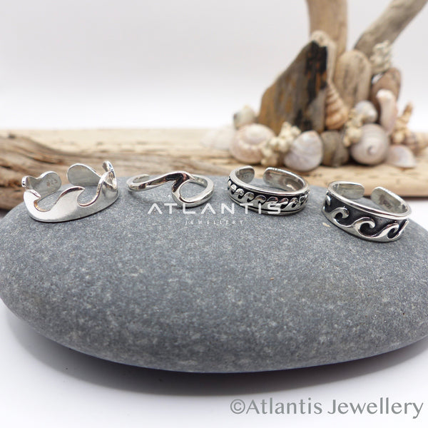 Wave Toe Ring Sterling Silver with Oxidized Detailing